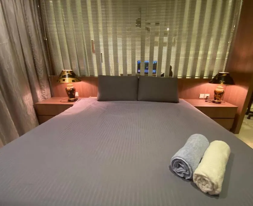 ג'והור בהרו Ksl City Mall Bathtub 1-4Pax Netflix Jb City מלזיה