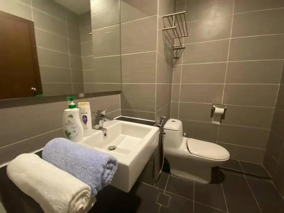 ג'והור בהרו Ksl City Mall Bathtub 1-4Pax Netflix Jb City 0*, ג'והור בהרו מלזיה