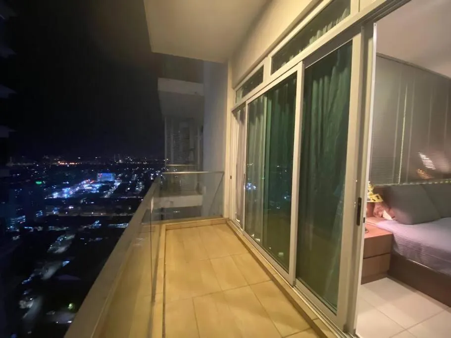ג'והור בהרו Ksl City Mall Bathtub 1-4Pax Netflix Jb City 0*, ג'והור בהרו מלזיה